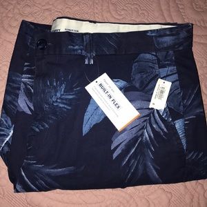 NWT Old Navy shorts 36 x 34